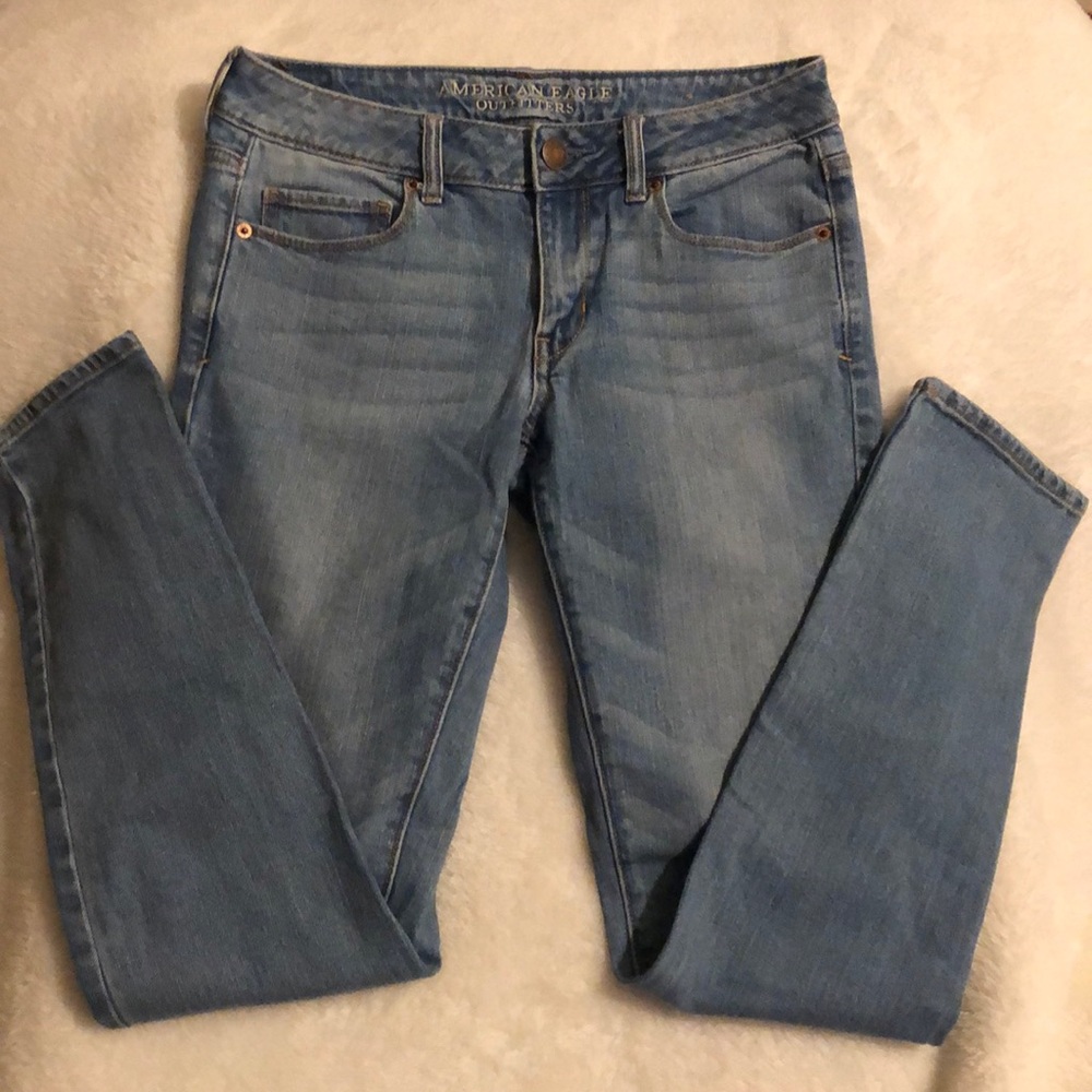 American Eagle Outfitters Size 6 Skinny Jeans